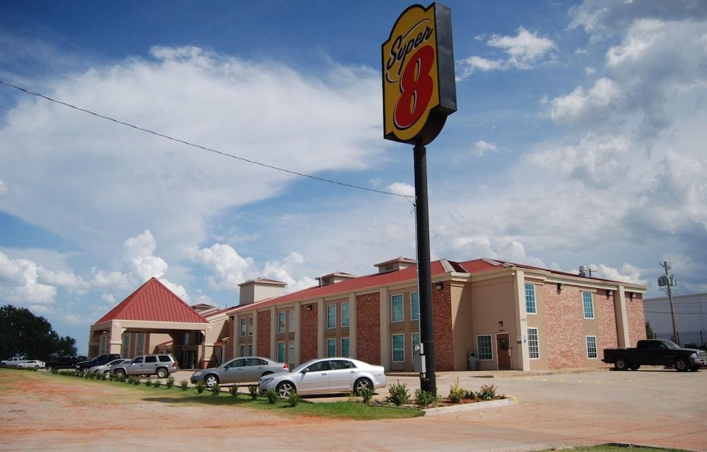 Super 8 By Wyndham Oklahoma City Eksteriør billede