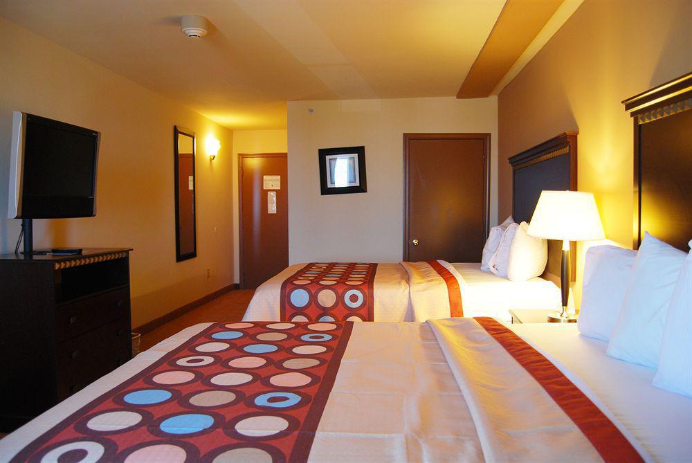 Super 8 By Wyndham Oklahoma City Eksteriør billede